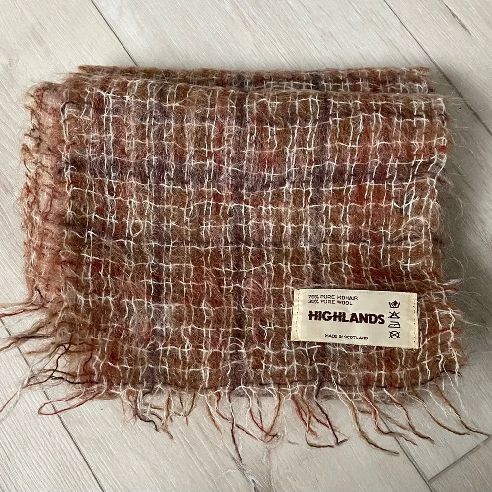 HIGHLANDS Vintage Mohair Wool Winter Scarf Made In Scotland Brown One Size